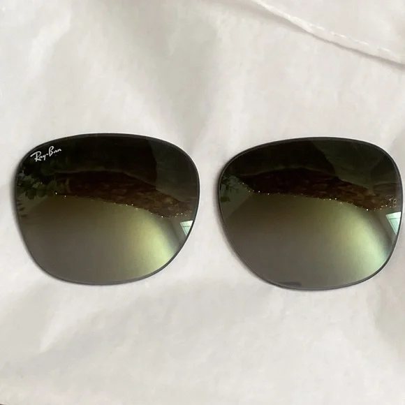 💯 Authentic - Ray-Ban Sunglass Green Filter Lenses - Picture 2 of 7
